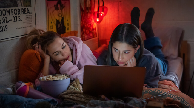 Review of 'Roommates': Sadie Sandler's Netflix movie